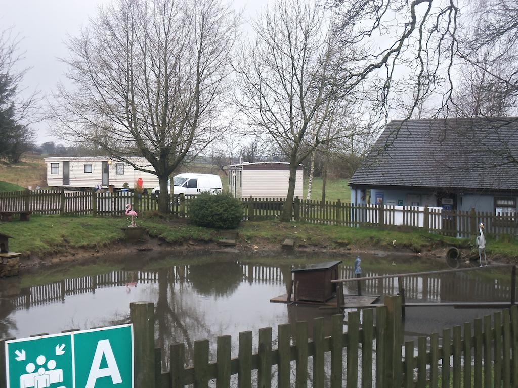 The Cross Inn Cauldon Exterior photo